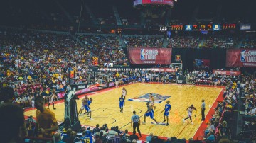 BSPORTS：刘祝润下赛季归属悬念引全民热议，摄像刘主任趣闻添谈资